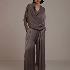 Chic Wide Leg Women's Jumpsuit and sweater in Charcoal